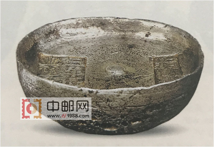清代十两银锭，实重348克。