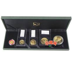 2004年熊猫金币套装（5枚全）