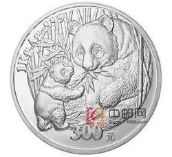 2005年熊猫1公斤圆形银质纪念币（精制）